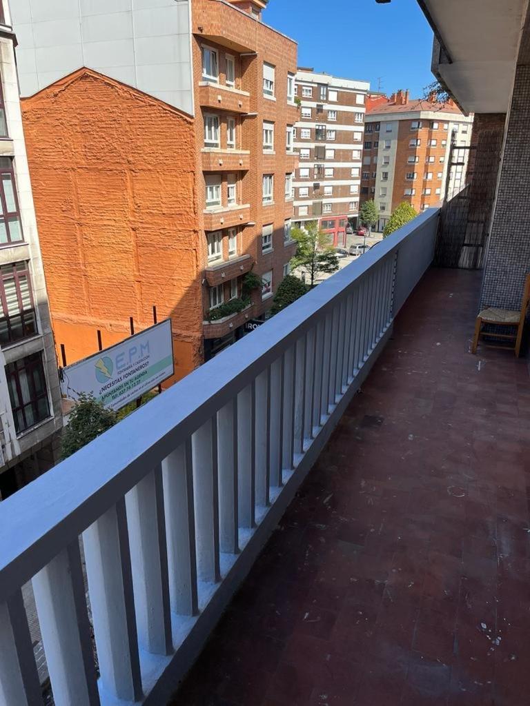 Amplio Apartamento En La Arena, 4 Hab Gijón Esterno foto